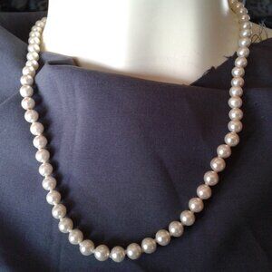 Vintage Faux Pearl Necklace